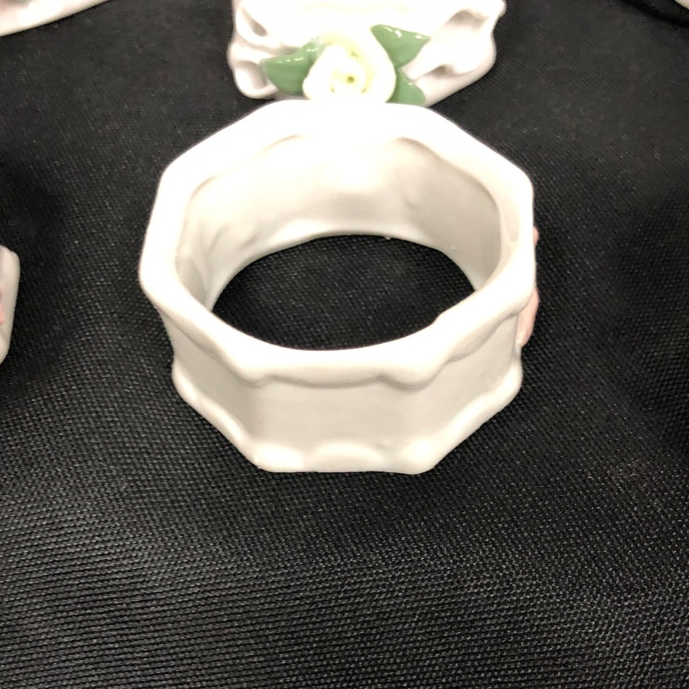 Floral Ceramic Napkin Rings - Picture 3 of 9
